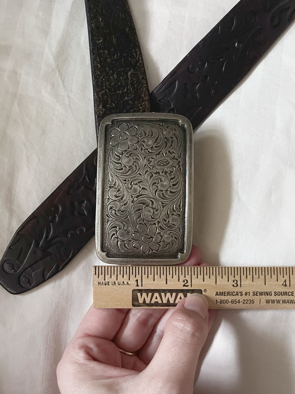 Vintage Fossil Brown Leather Belt | Engraved Floral Buckle | Women’s Small - Picture 11 of 13